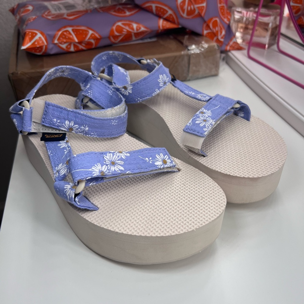 Teva Floral Platform Sandal 7